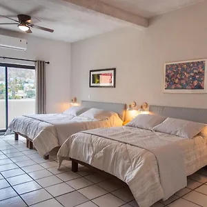 Bed and breakfast Casa Dei Girasoli, Cabo San Lucas
